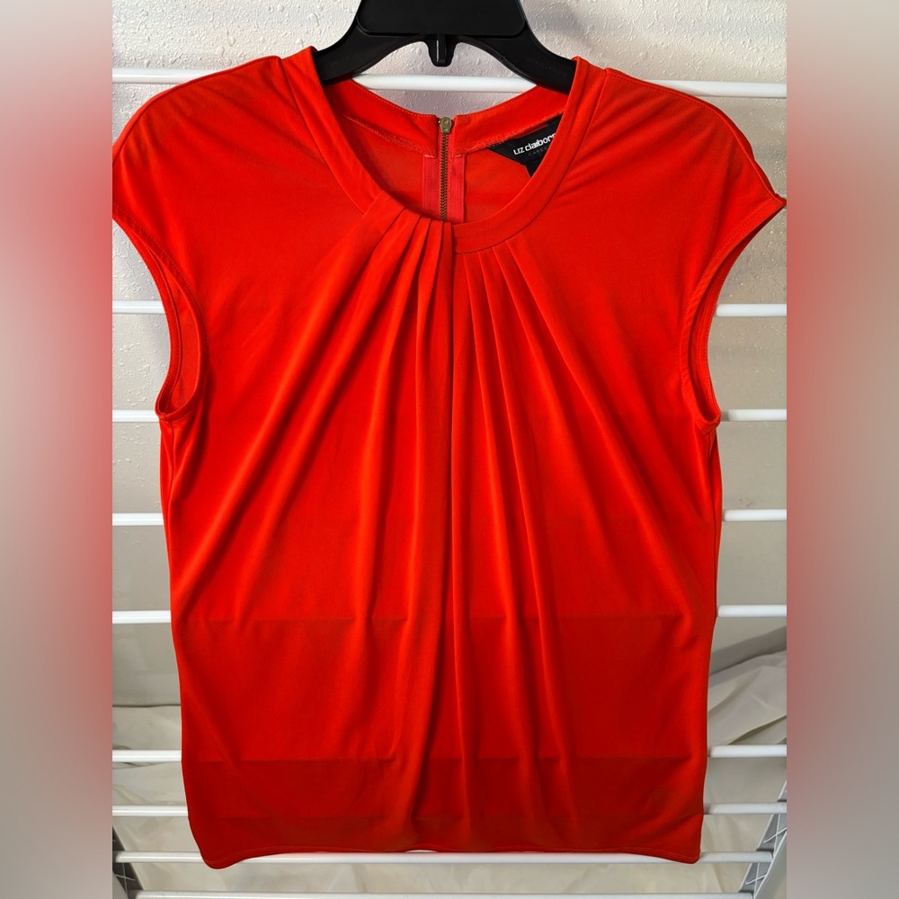 Liz Claiborne NWOT hot orange pleat front stretch top w/ back zipper detail
